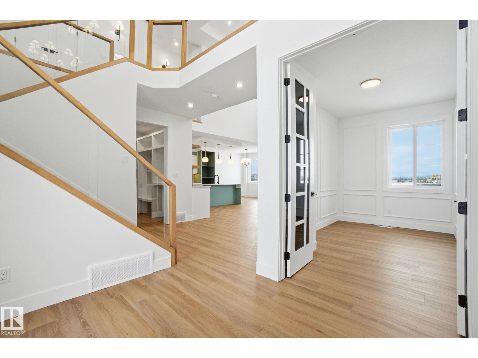 142 EDGEWATER CI, Leduc