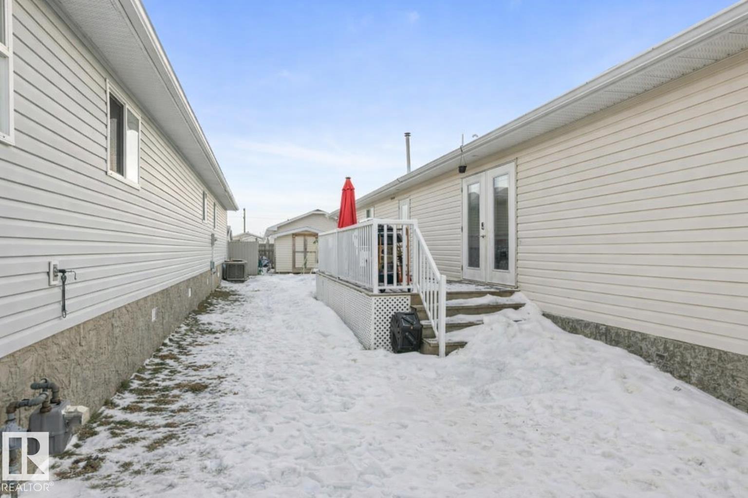 1011 Aspen DR E, Leduc