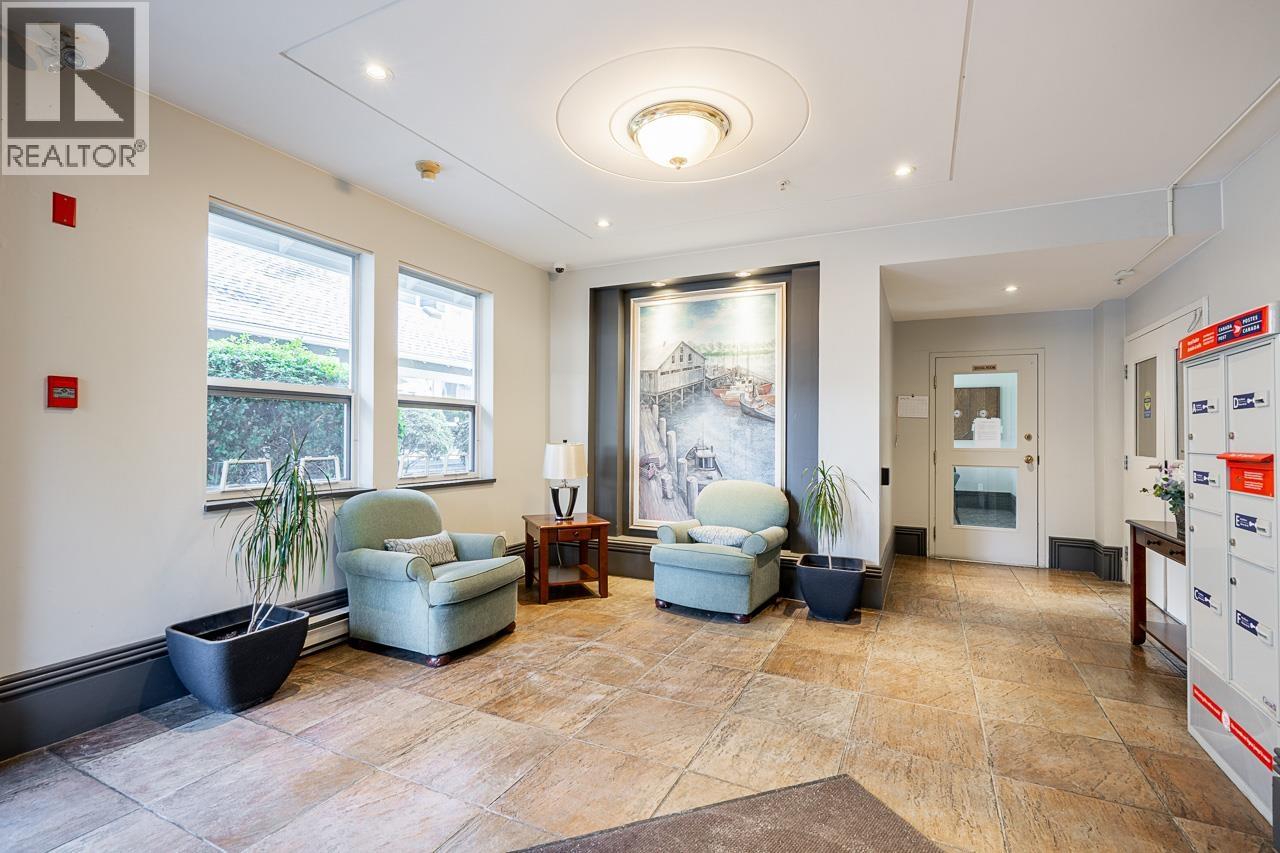 #106-12911 RAILWAY Avenue, Richmond