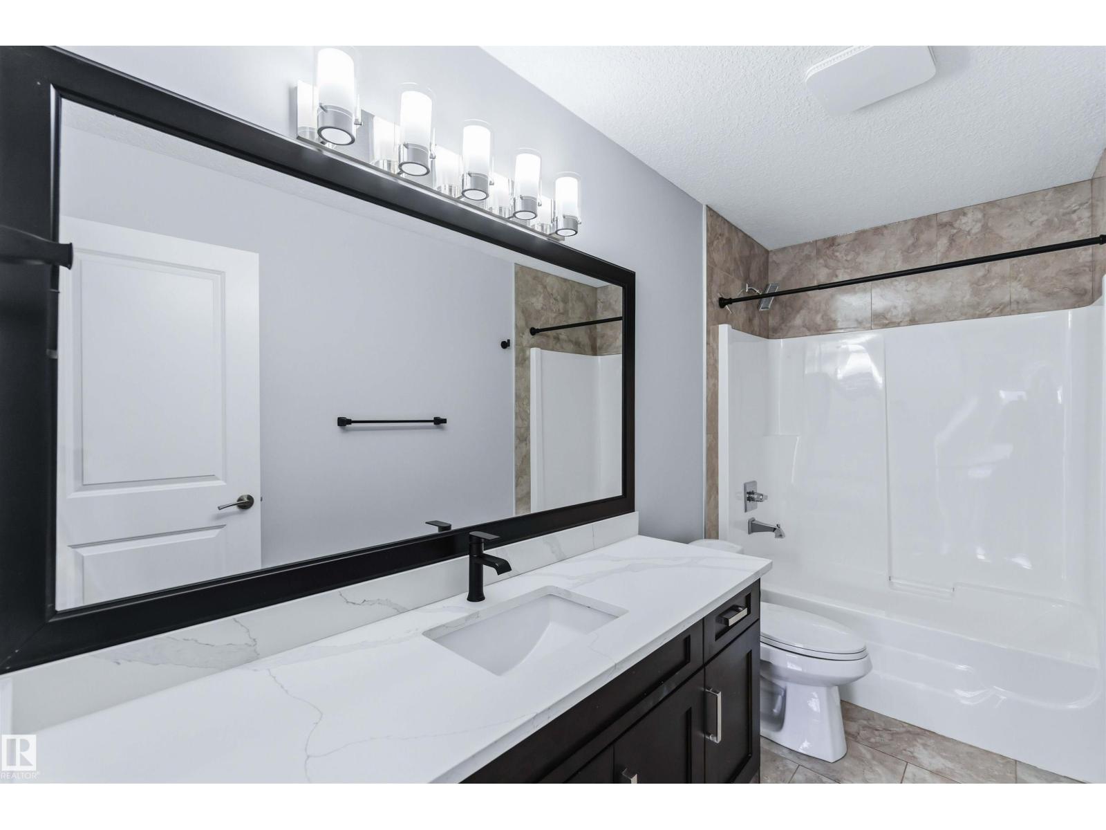 
          16232 137 Street NW
            <br/>
            <span>Edmonton</span>
            , 
            <span>AB</span>
             <span>T6V0J7</span>
         - Photo 19