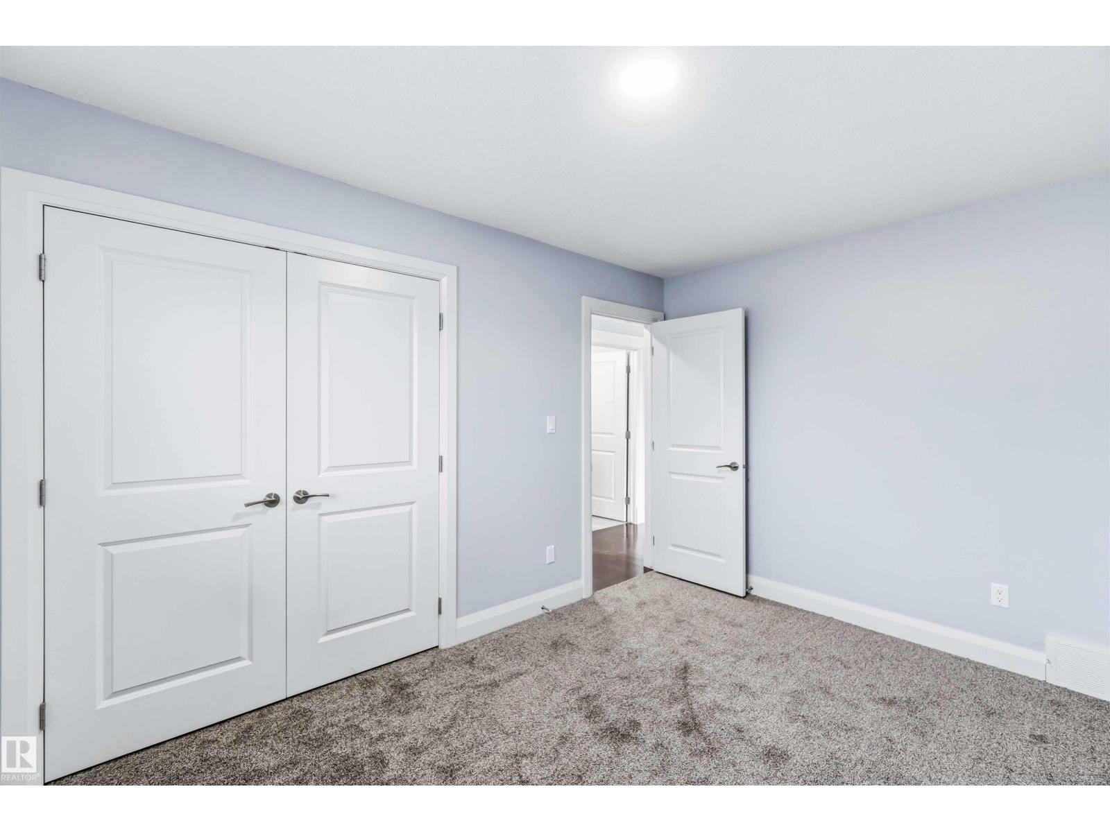 
          16232 137 Street NW
            <br/>
            <span>Edmonton</span>
            , 
            <span>AB</span>
             <span>T6V0J7</span>
         - Photo 20