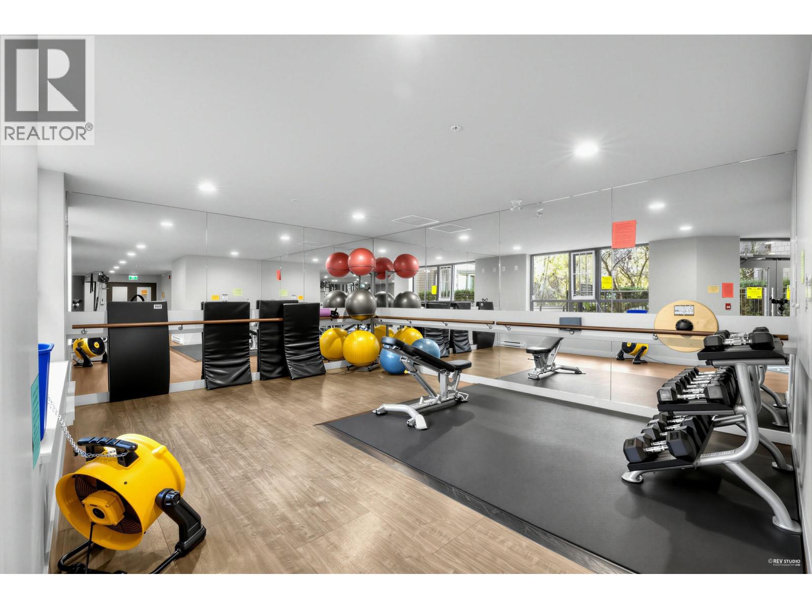 11 3231 NOEL DRIVE, Burnaby