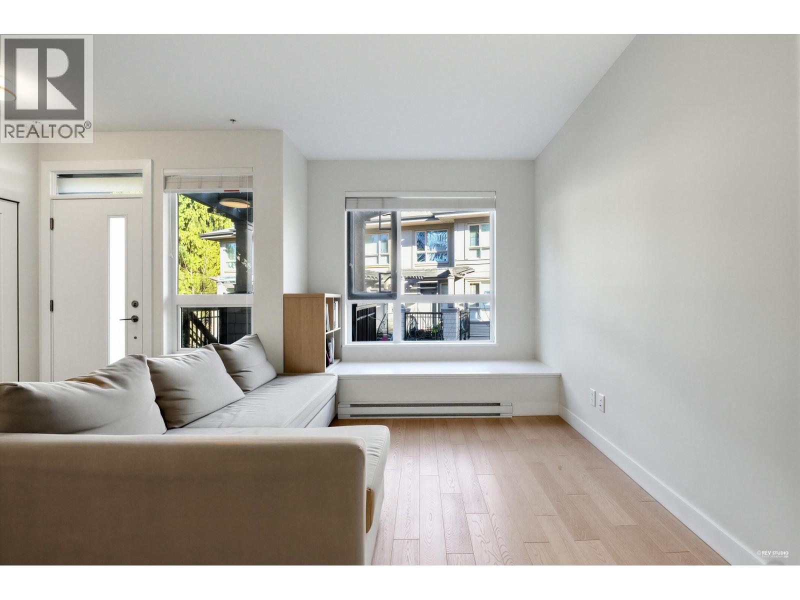 11 3231 NOEL DRIVE, Burnaby