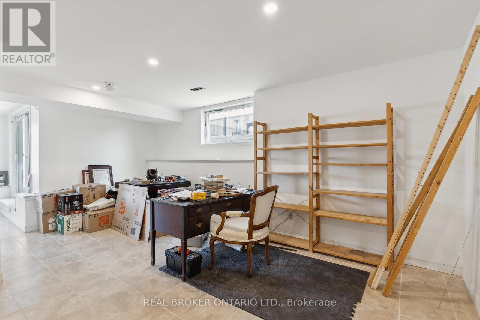 51 WATERSIDE DRIVE — photo 34