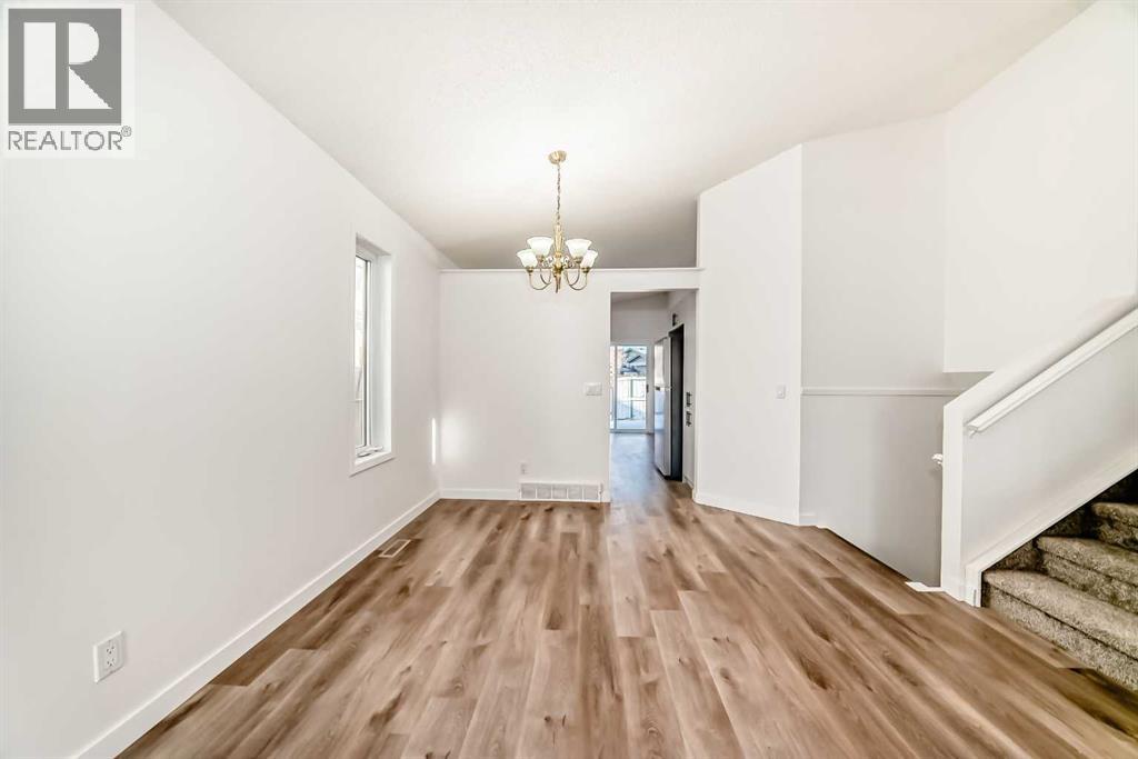 Single Family House 4 Level for Sale in  Shawbrooke Road SW Shawnessy Calgary 