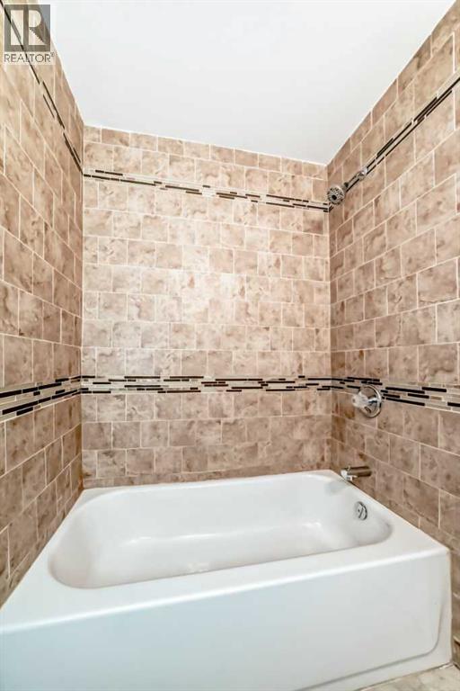 Single Family House 4 Level for Sale in  Shawbrooke Road SW Shawnessy Calgary 