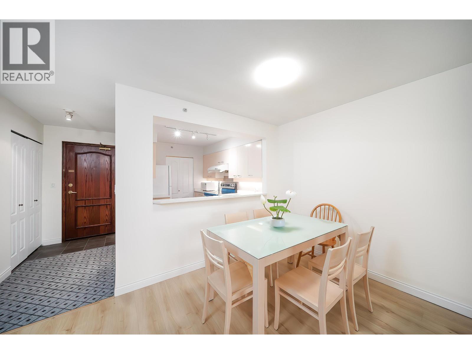 #811-7380 ELMBRIDGE Way, Richmond