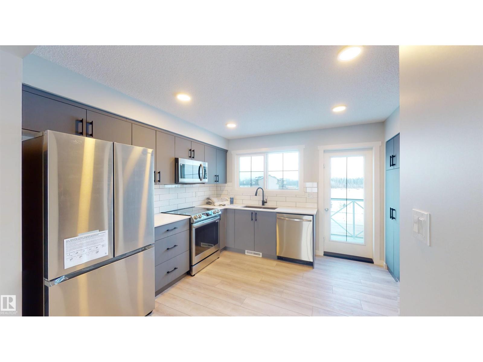 6 ELIZABETH GD, Spruce Grove