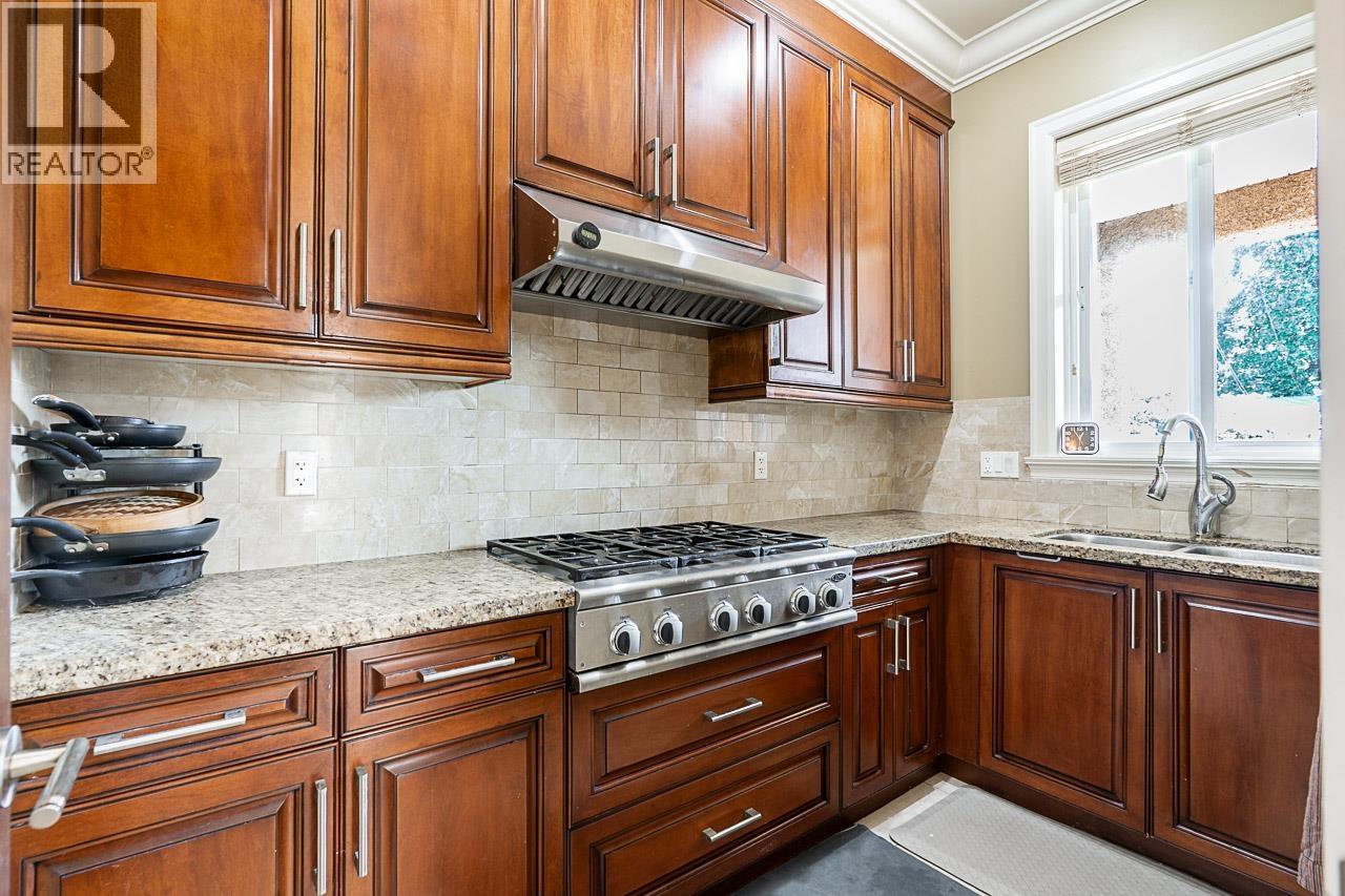 7600 BELAIR Drive, Richmond