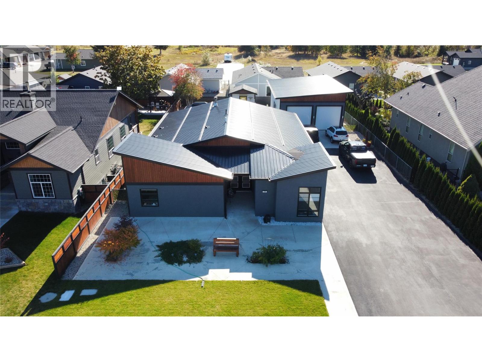  731 Parksville Street, Sicamous