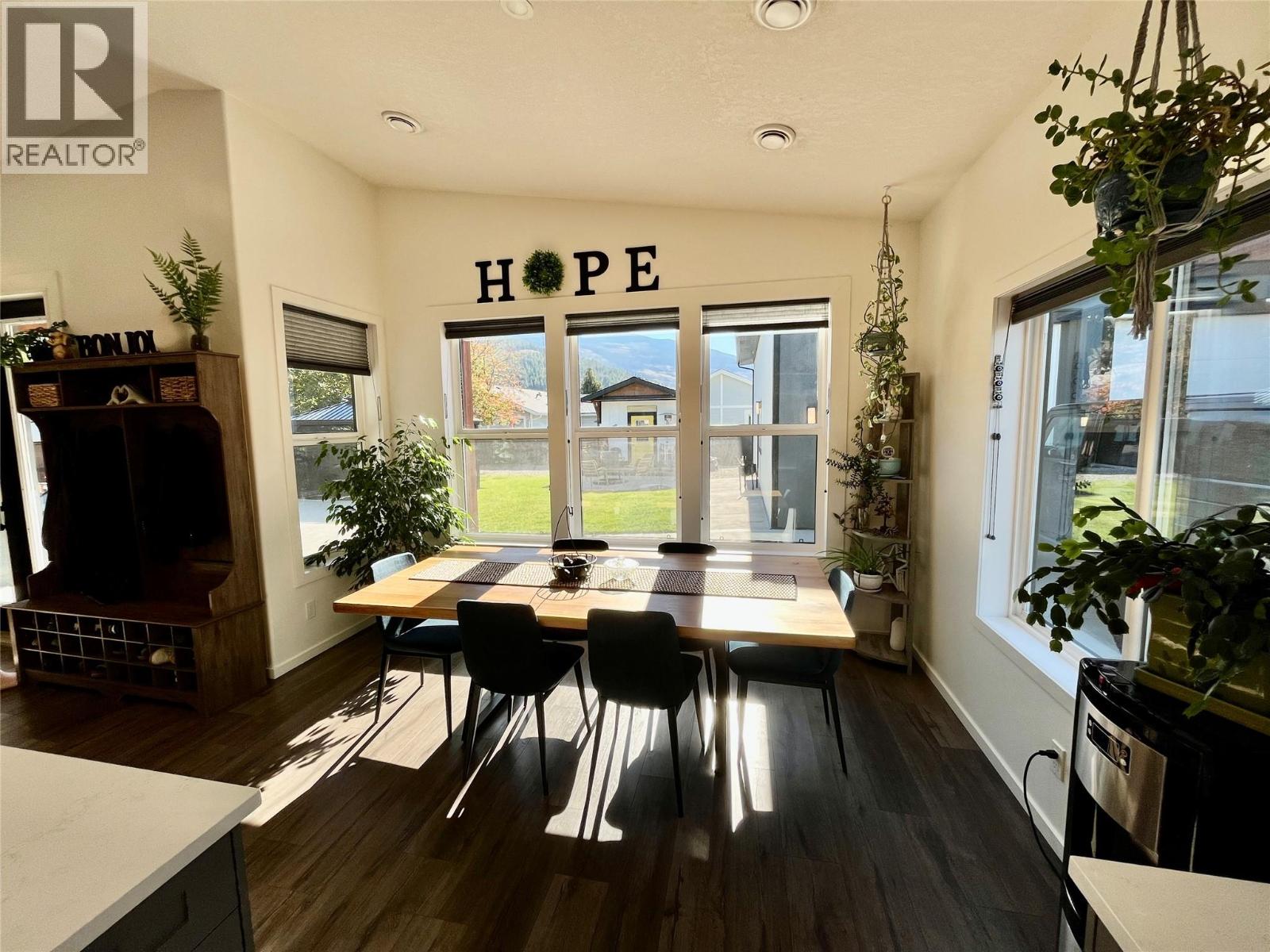  731 Parksville Street, Sicamous