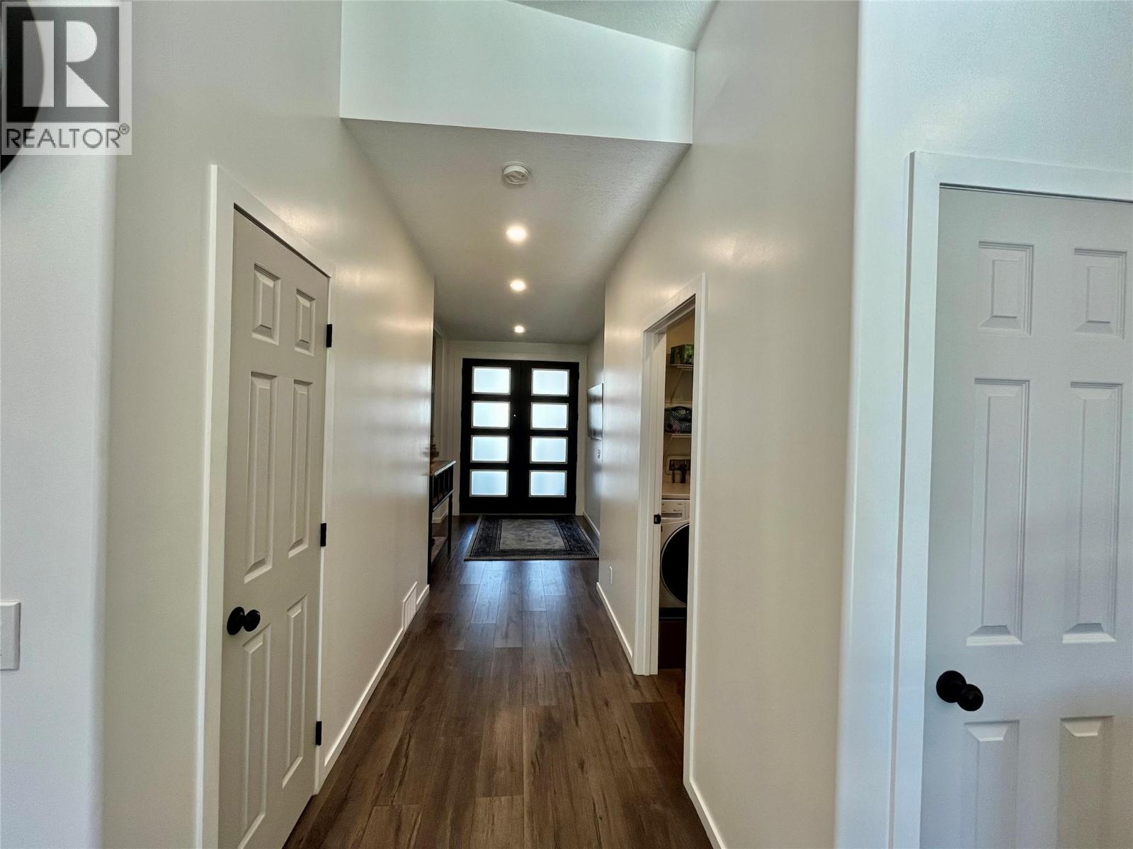  731 Parksville Street, Sicamous