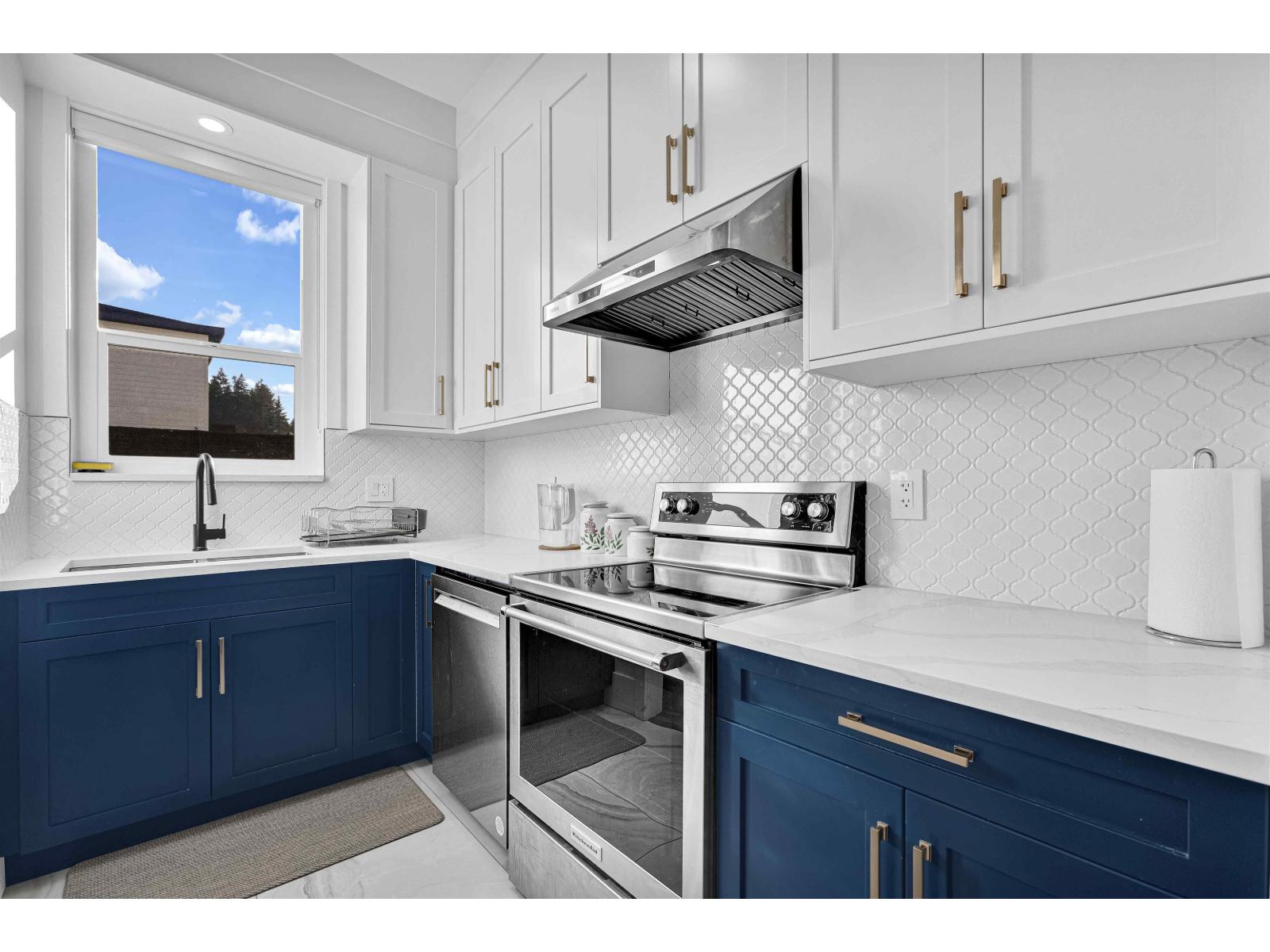 19774 33 AVE, Langley