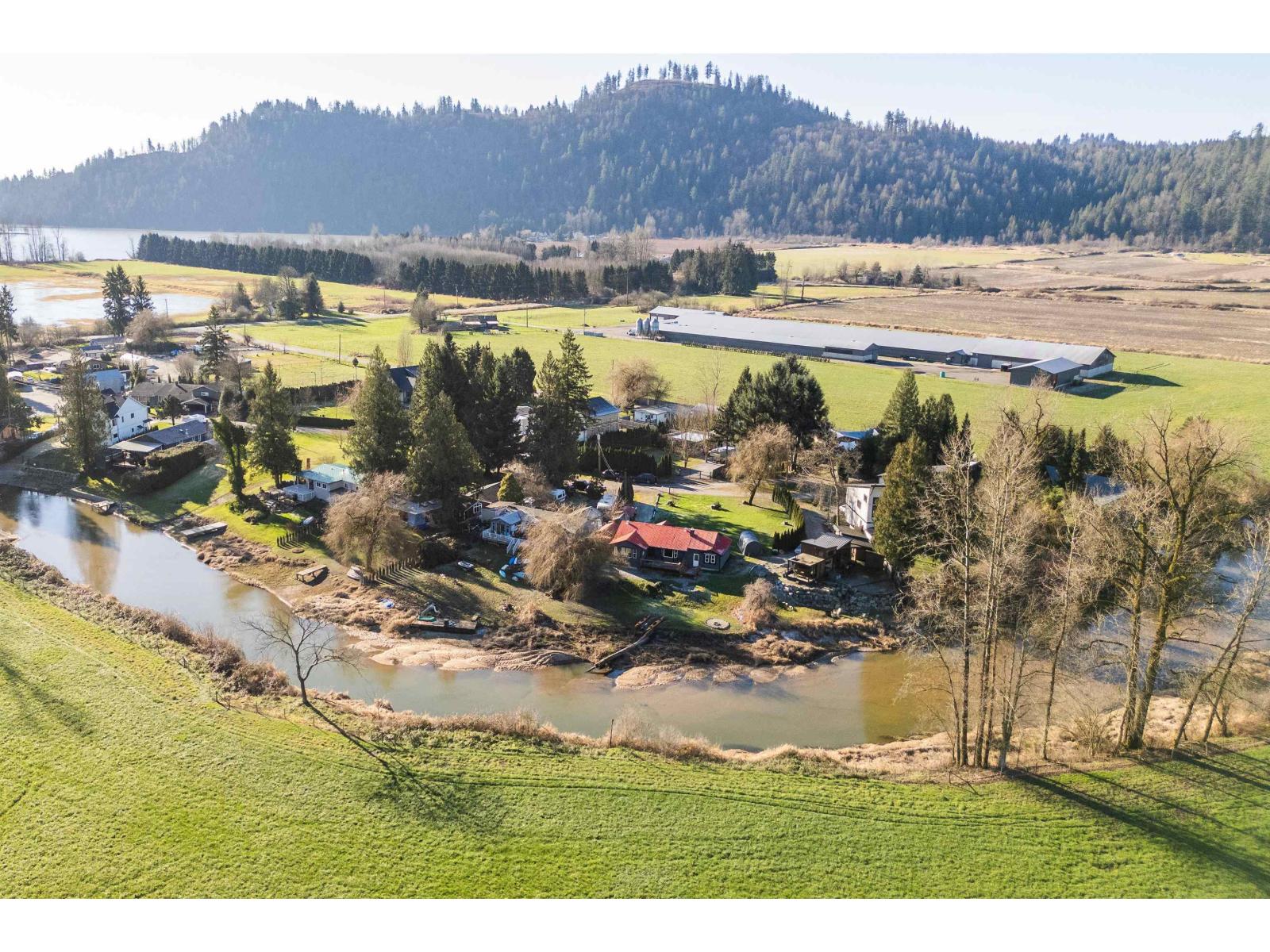 10148 MOUNTAINVIEW ROAD, Mission