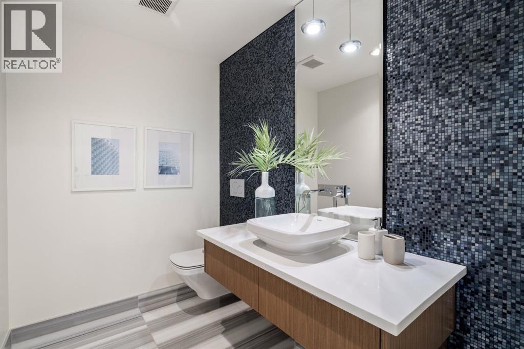 Single Family House for Sale in   Waterfront Mews SW Chinatown Calgary 