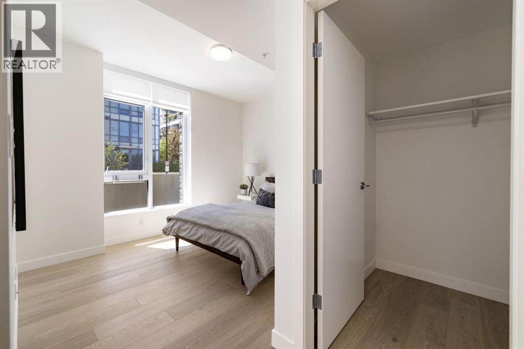 Single Family House for Sale in   Waterfront Mews SW Chinatown Calgary 