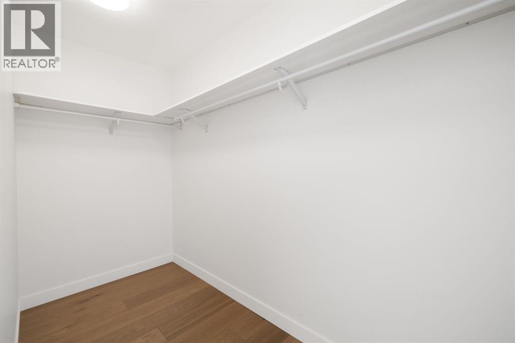 Single Family House for Sale in   Waterfront Mews SW Chinatown Calgary 