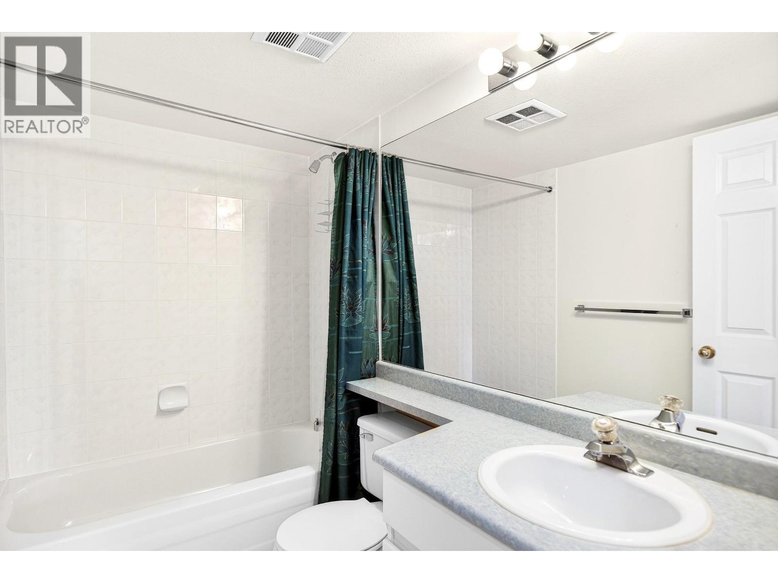 212 19122 122 AVENUE, Pitt Meadows