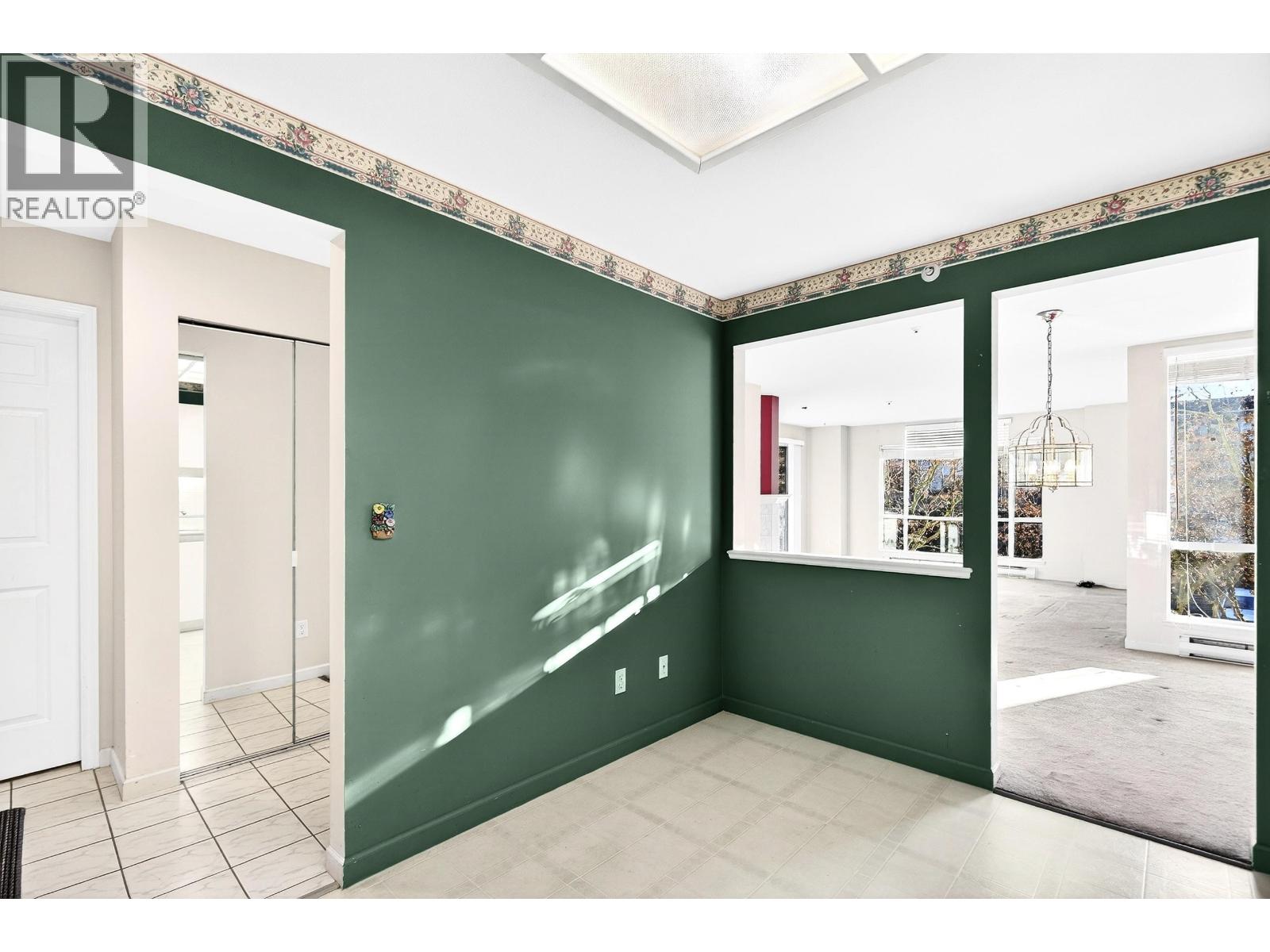 212 19122 122 AVENUE, Pitt Meadows