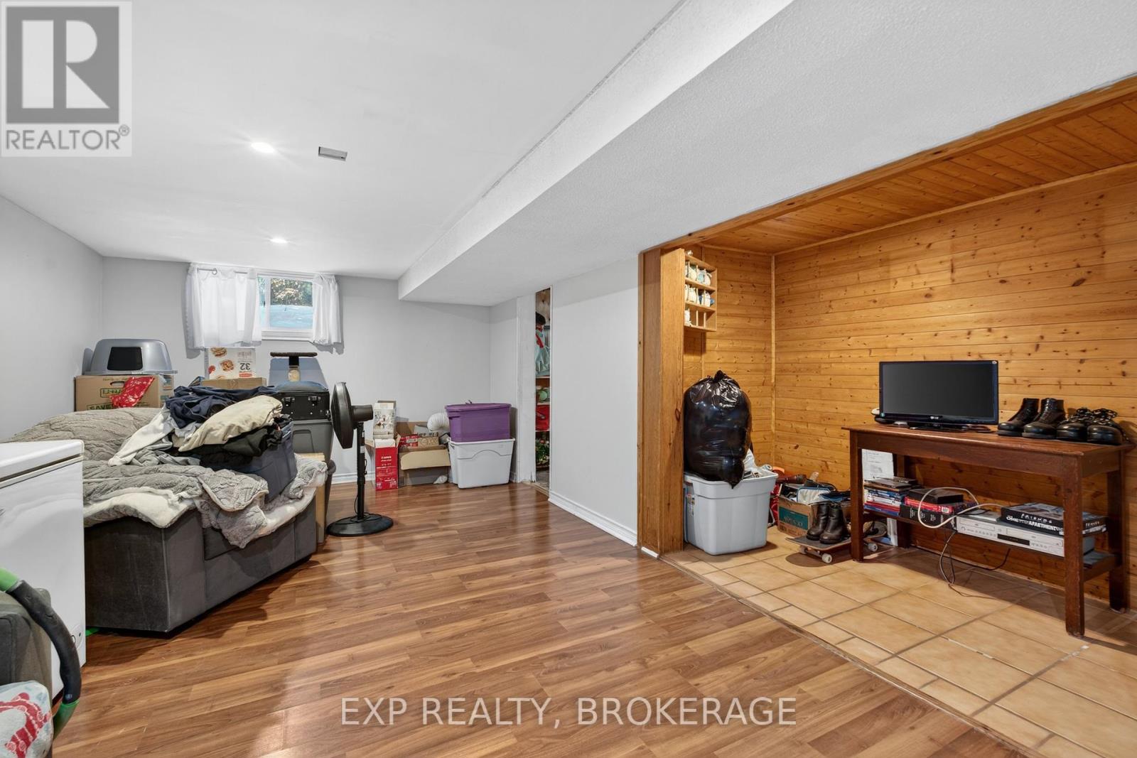 340 PALACE ROAD - 21