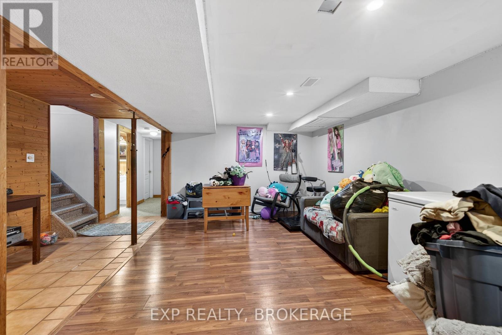 340 PALACE ROAD - 22