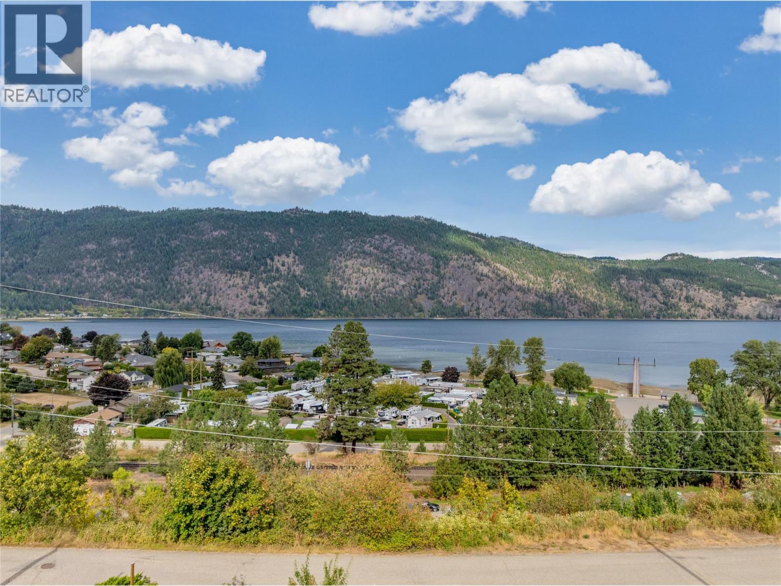 1225 Bay Drive, Chase