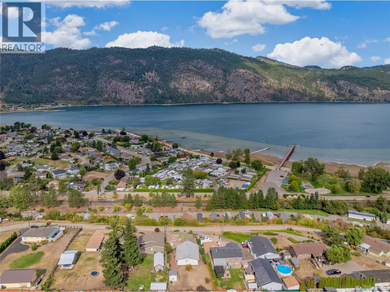 1225 Bay Drive, Chase