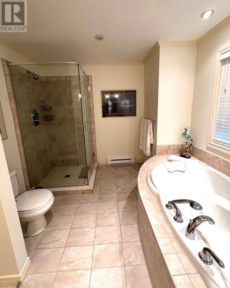 60 Lakeview Drive - 17