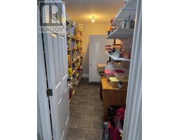 401A Main Street North thumbnail 13