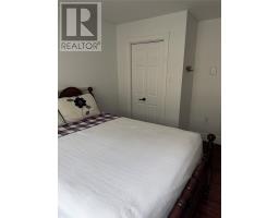 401A Main Street North thumbnail 23