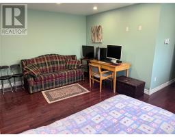 401A Main Street North thumbnail 36