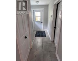 401A Main Street North thumbnail 42