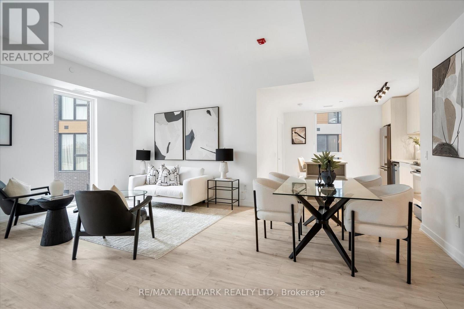 #3 170 CLONMORE AVENUE - 4