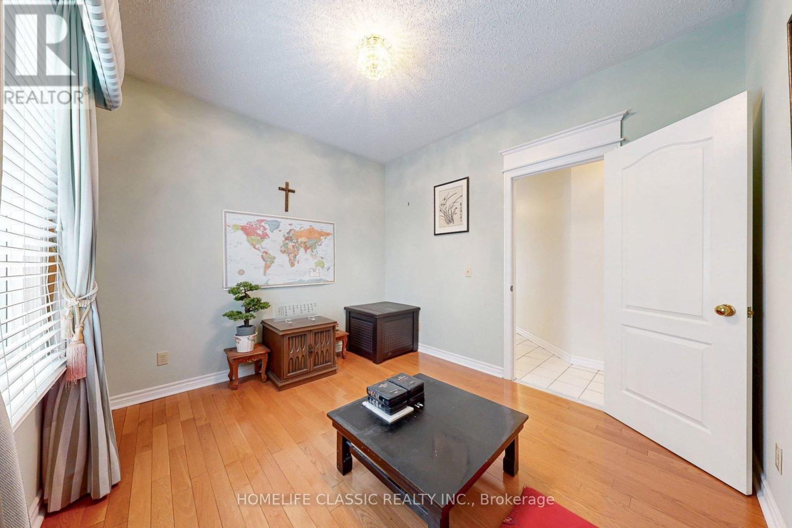 50 OAKHURST DRIVE - 17