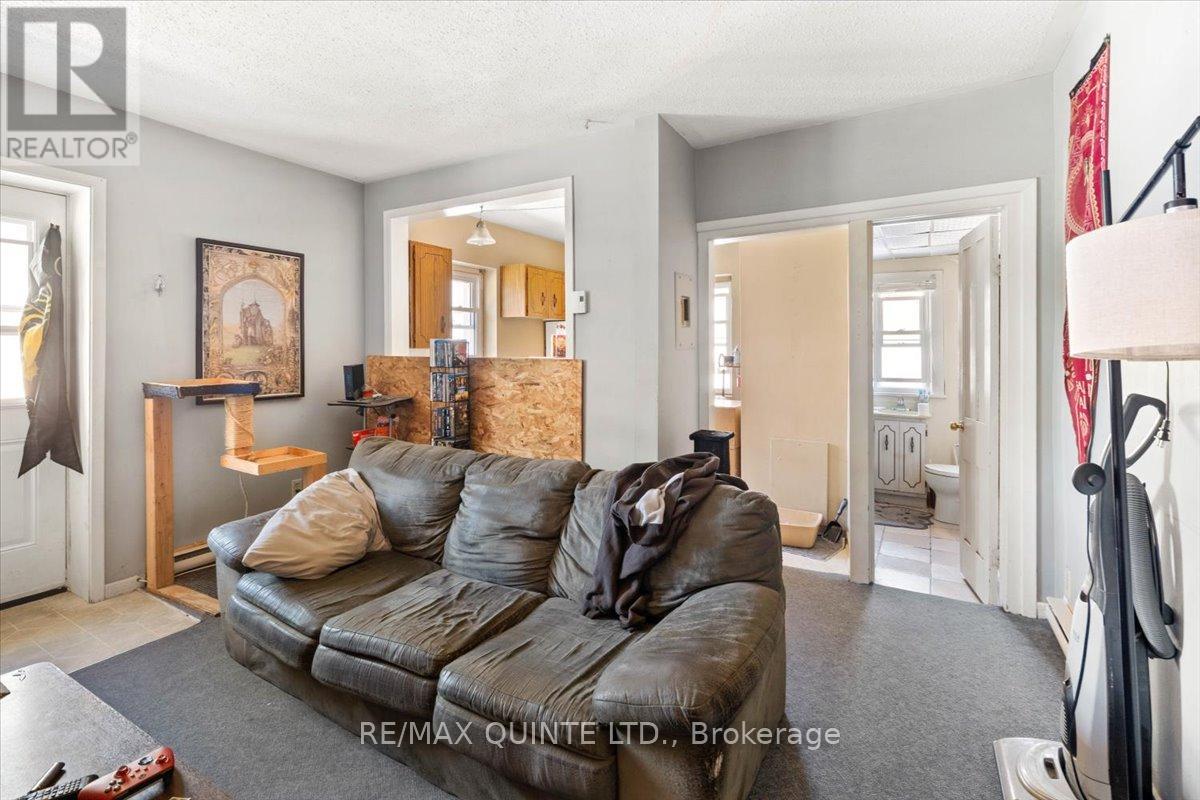 5-7 CHAPEL STREET - Photo 5 of 50, Prince Edward County (Picton), Ontario