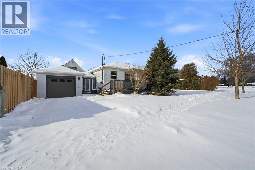 11 NICKERSON Avenue - Photo 2 of 36, St. Catharines, Ontario