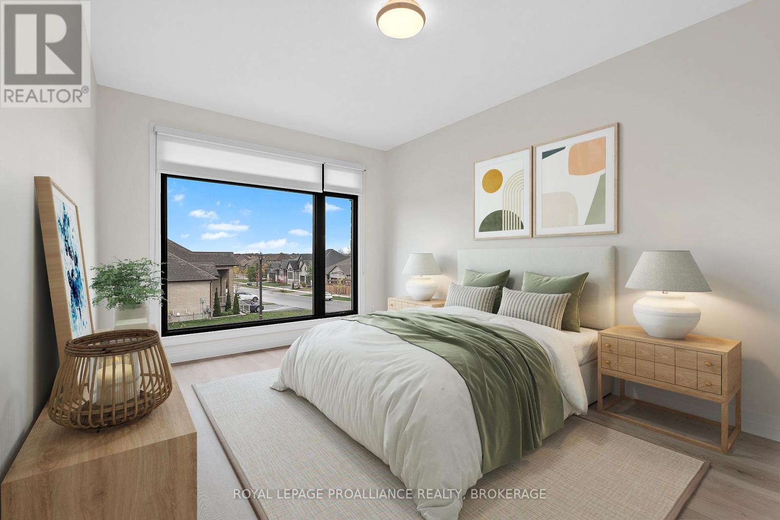 832 WINDERMERE DRIVE - 37