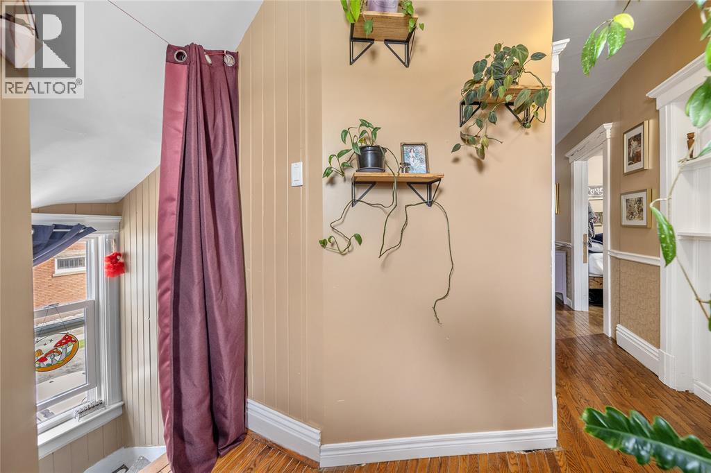 169 CHRISTINA STREET South - 7