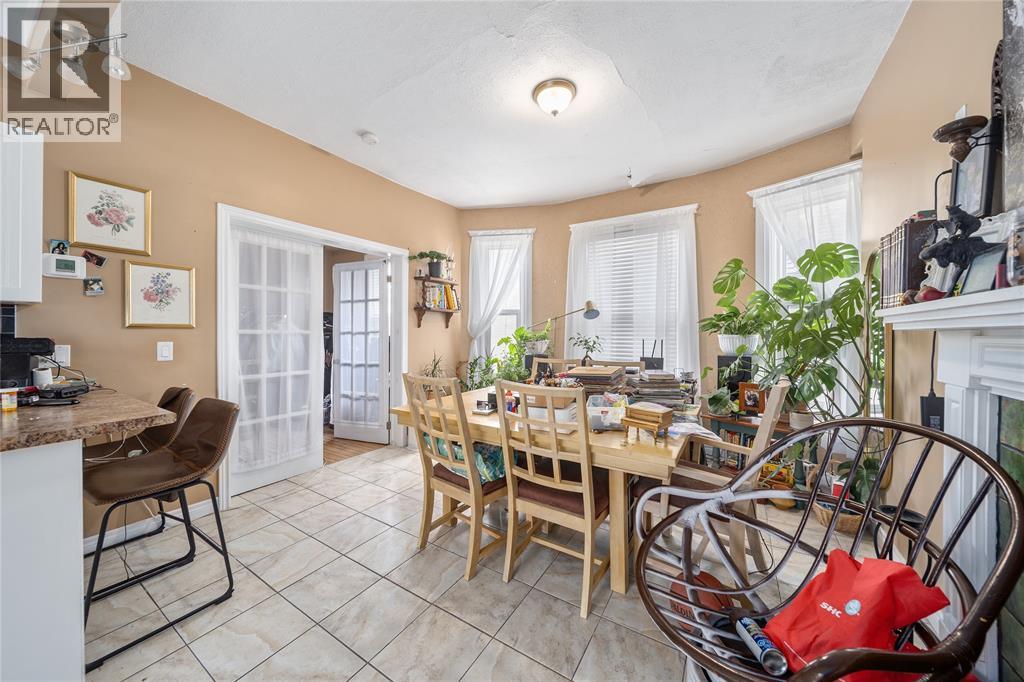 169 CHRISTINA STREET South - 19