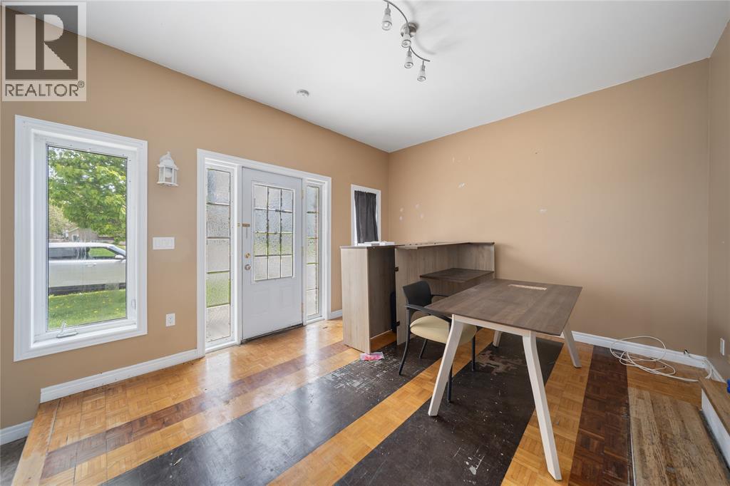 169 CHRISTINA STREET South - 28