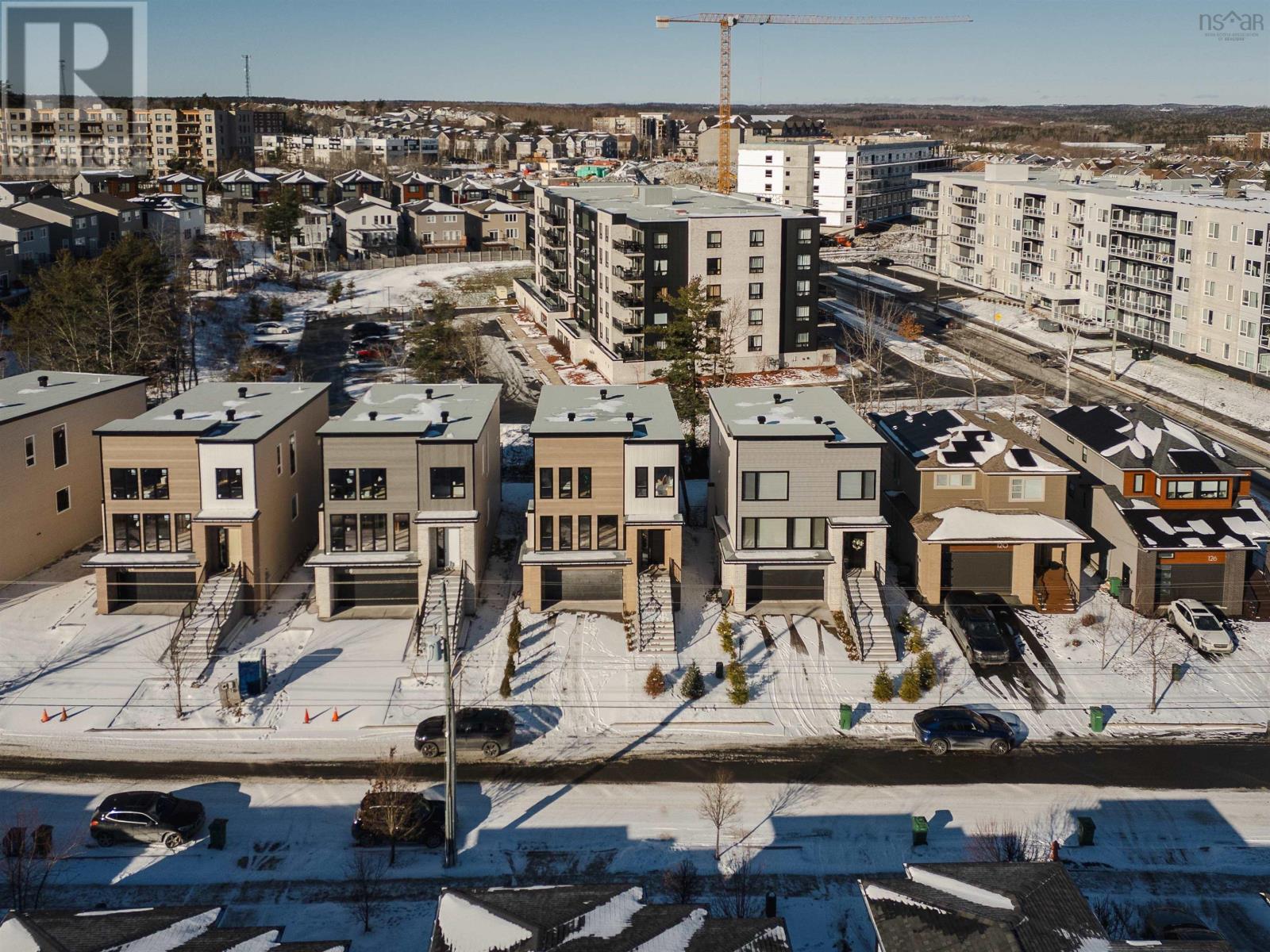 Property 46 of 48 of 112 Samaa Court