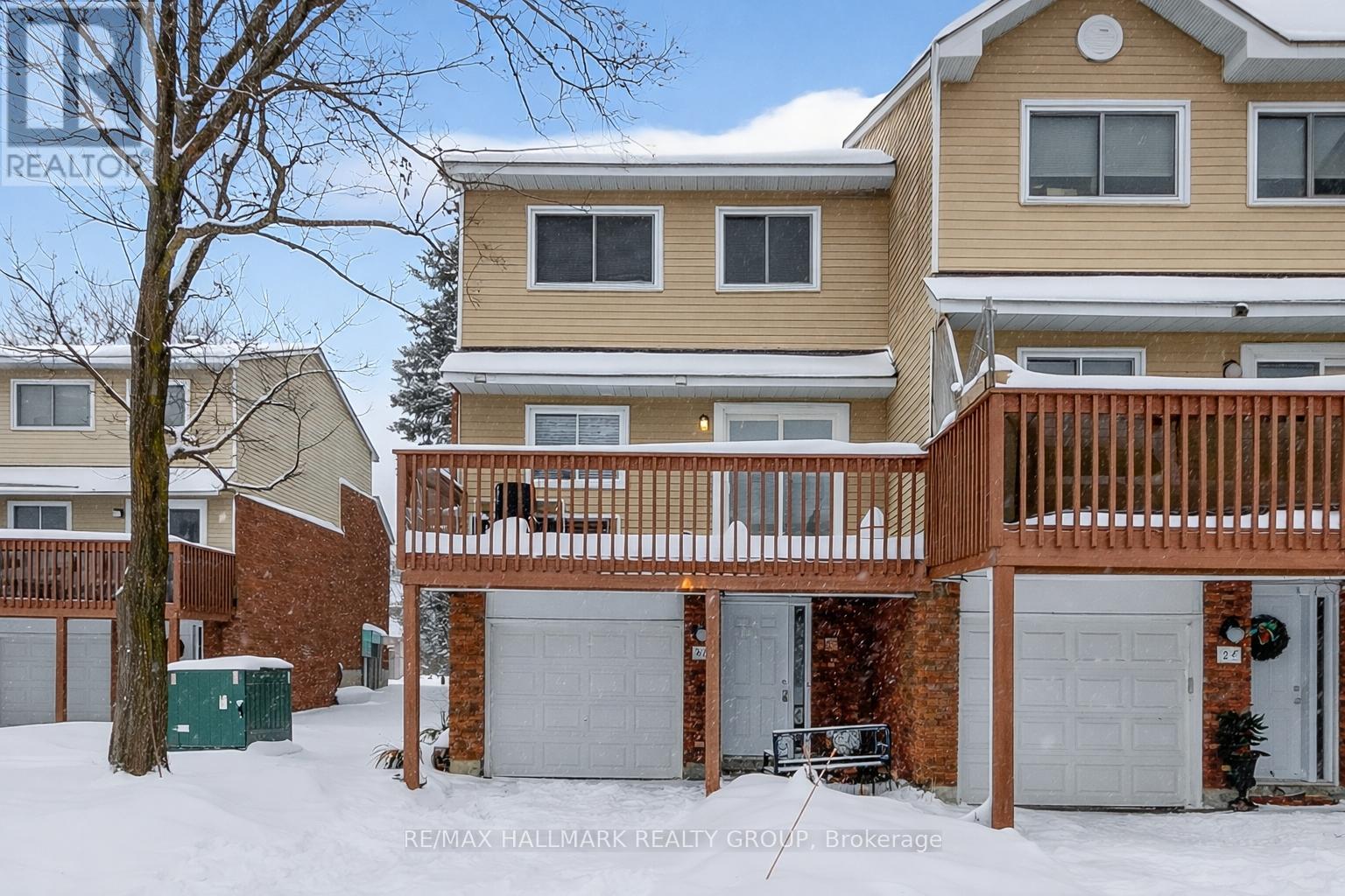 86 Esterlawn Private 7