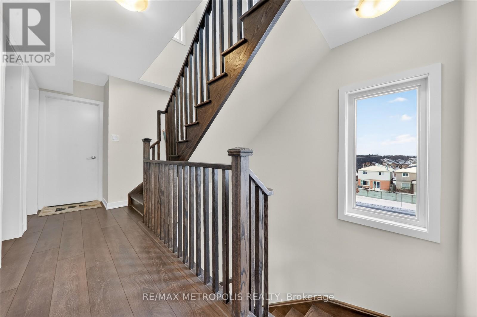 #301 1865 PICKERING PARKWAY - 10