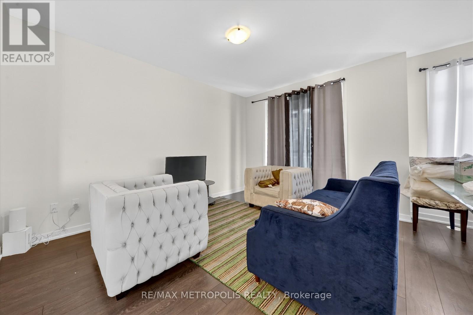 #301 1865 PICKERING PARKWAY - 16