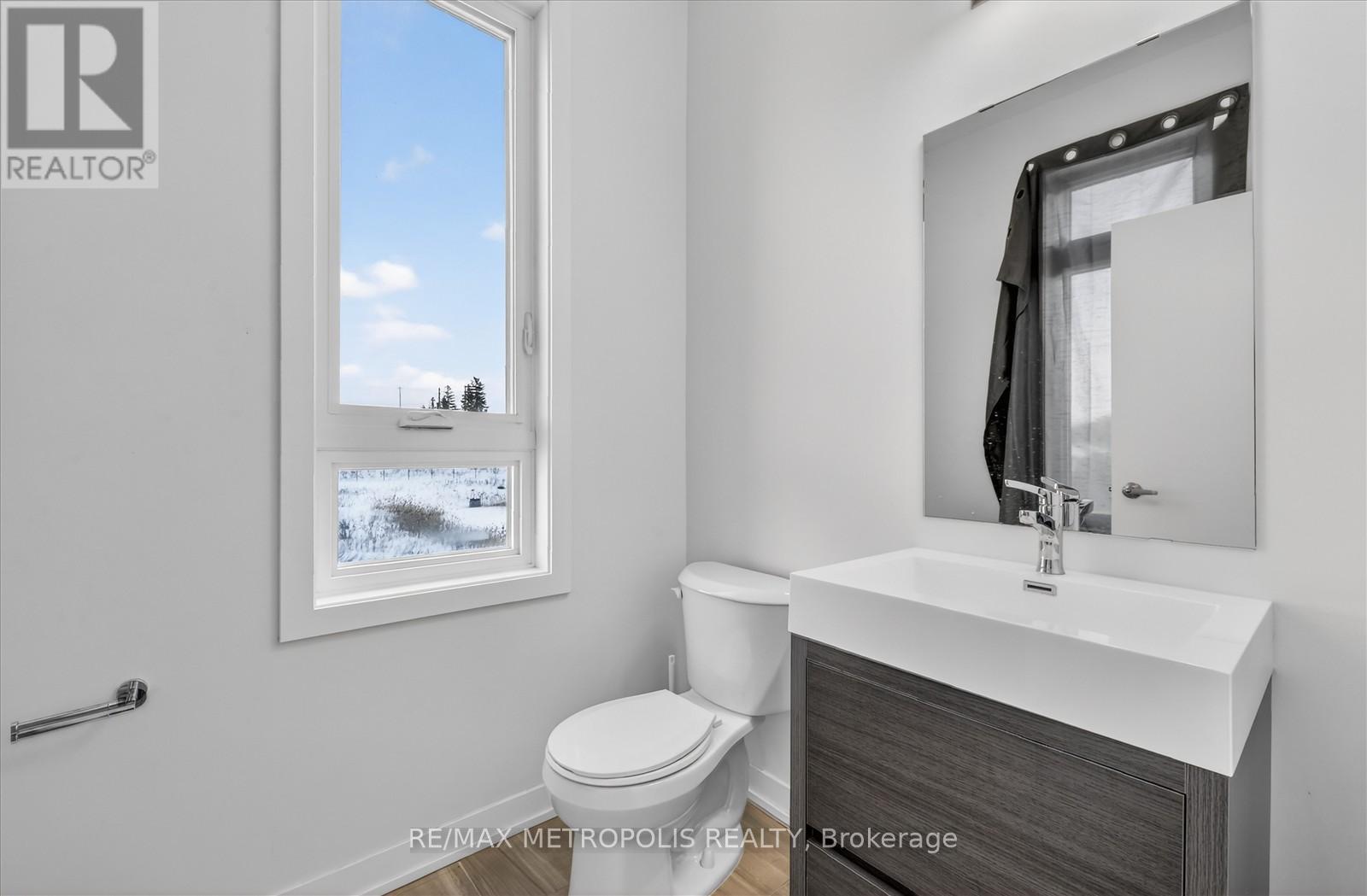 #301 1865 PICKERING PARKWAY - 21
