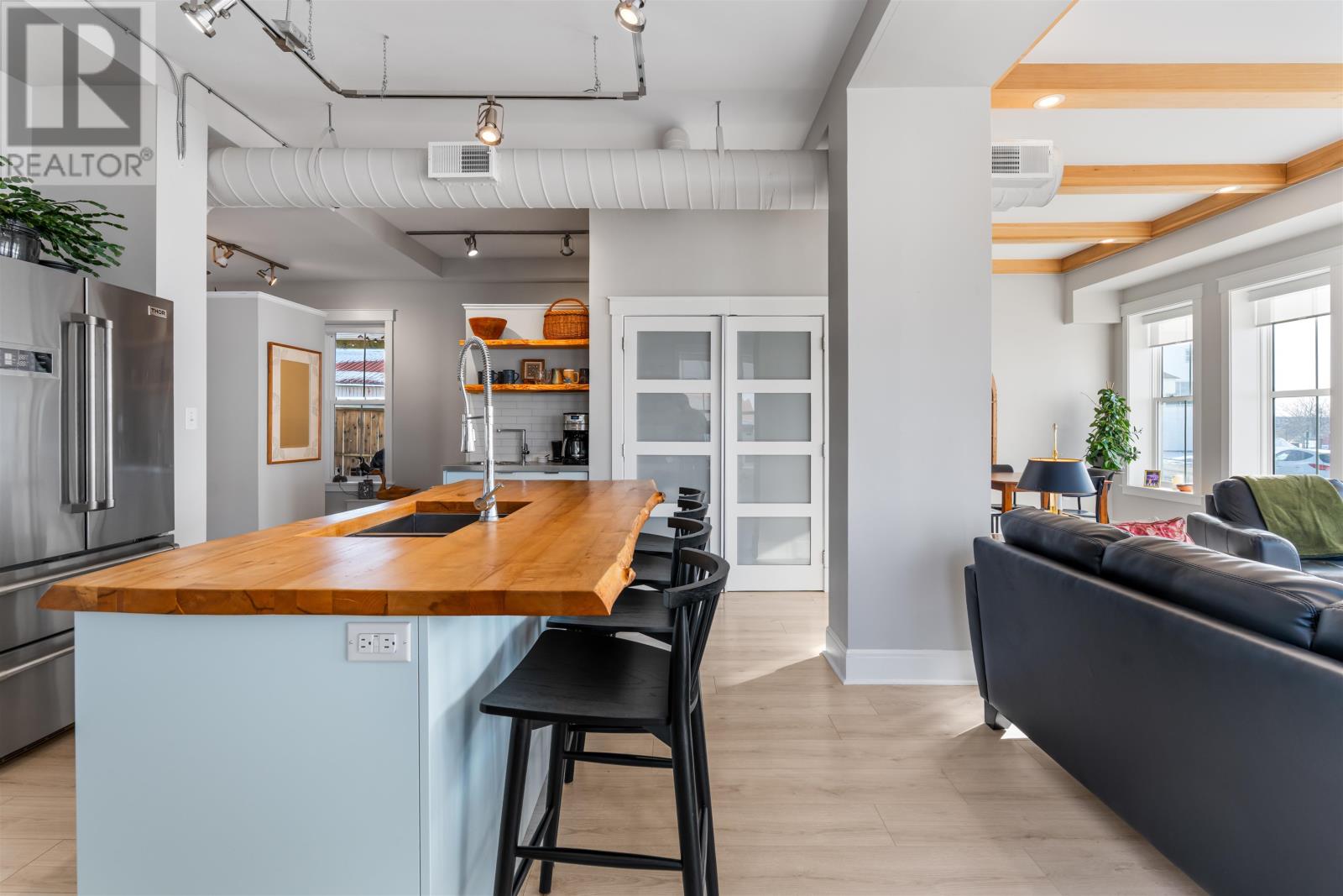 #2 359 WATER STREET - 19