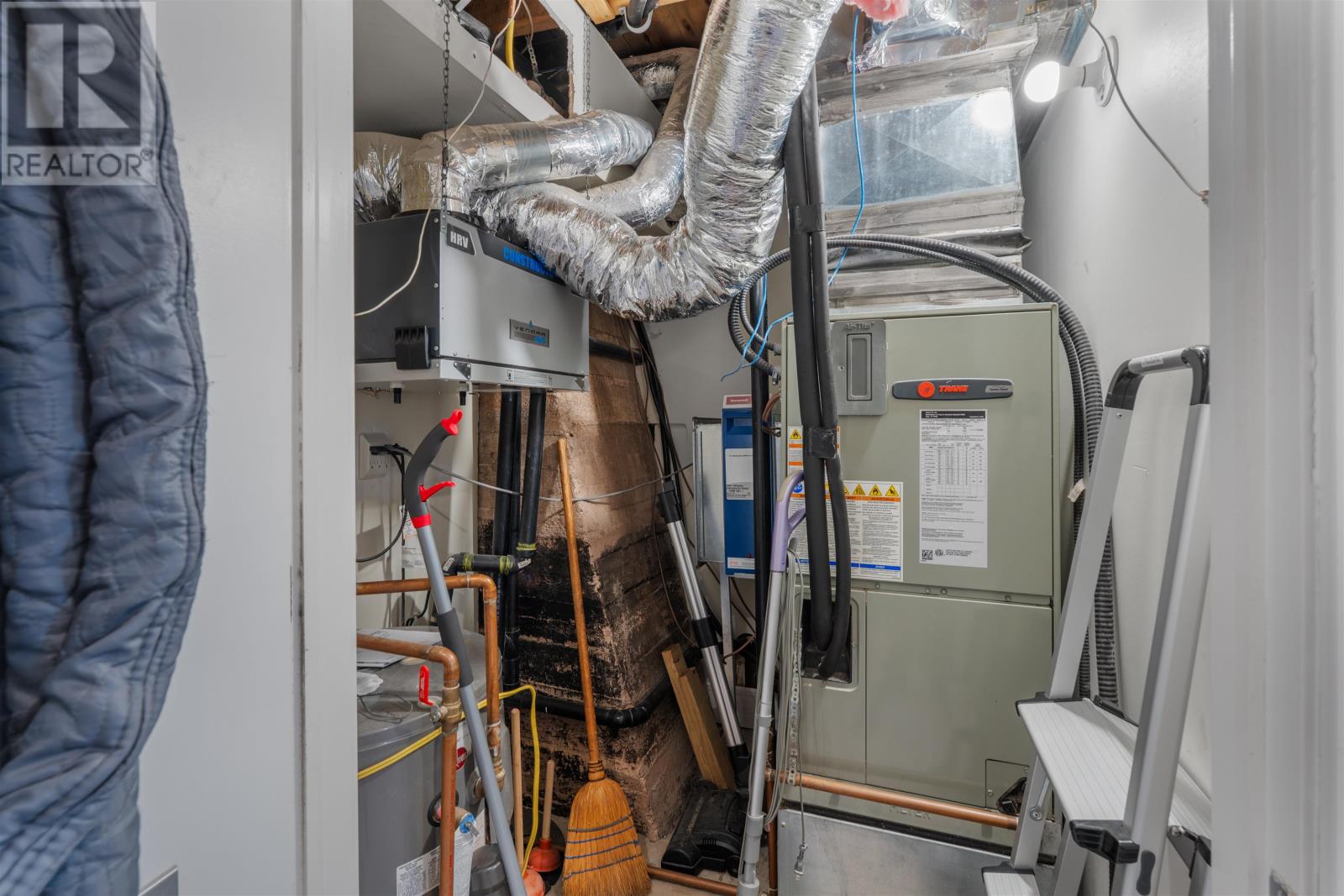 #2 359 WATER STREET - 50