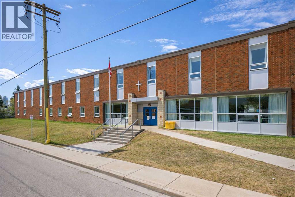 Single Family House for Sale in   Street SW Rosscarrock Calgary 