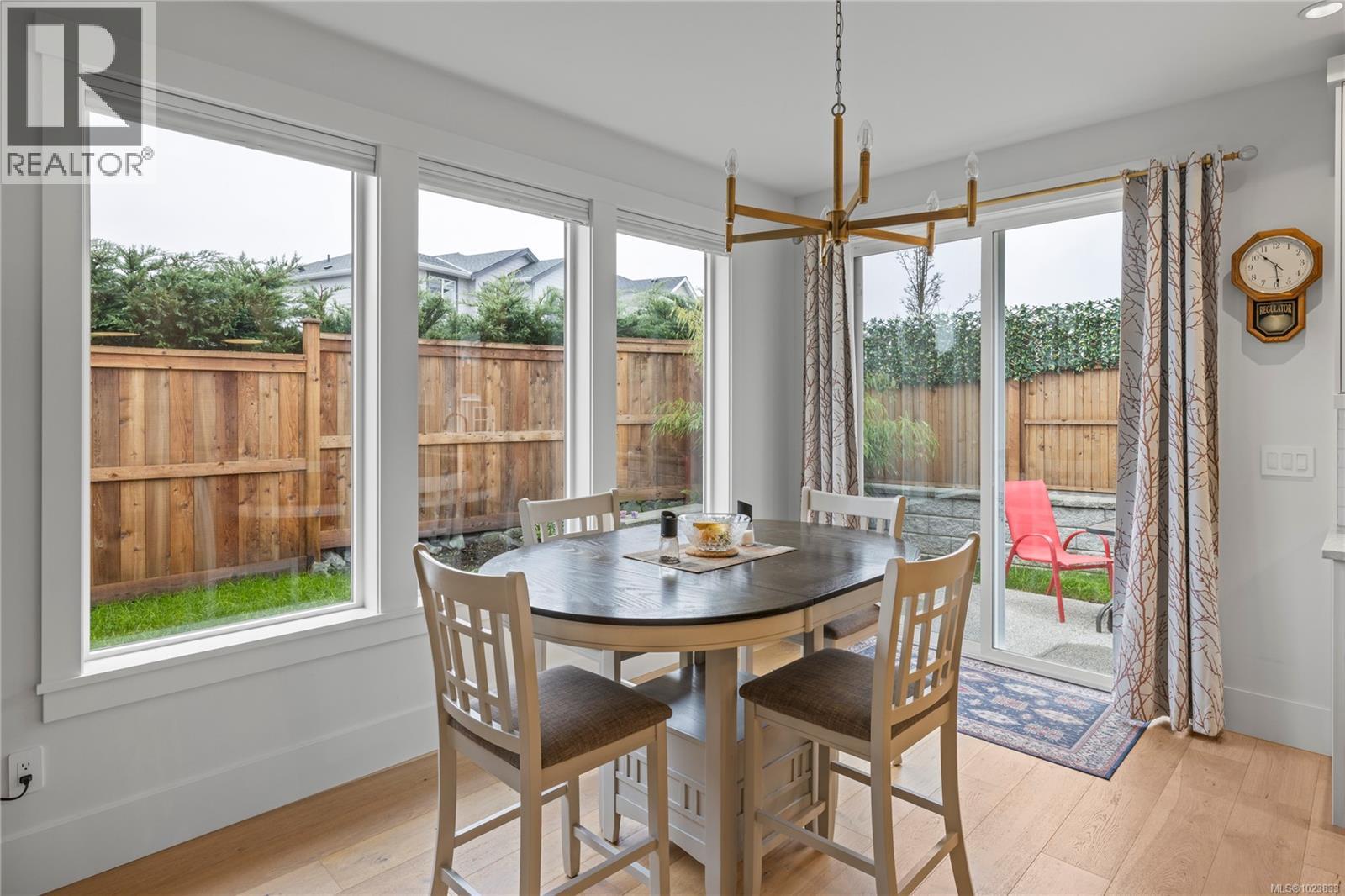 163 Cabot Crt, Parksville