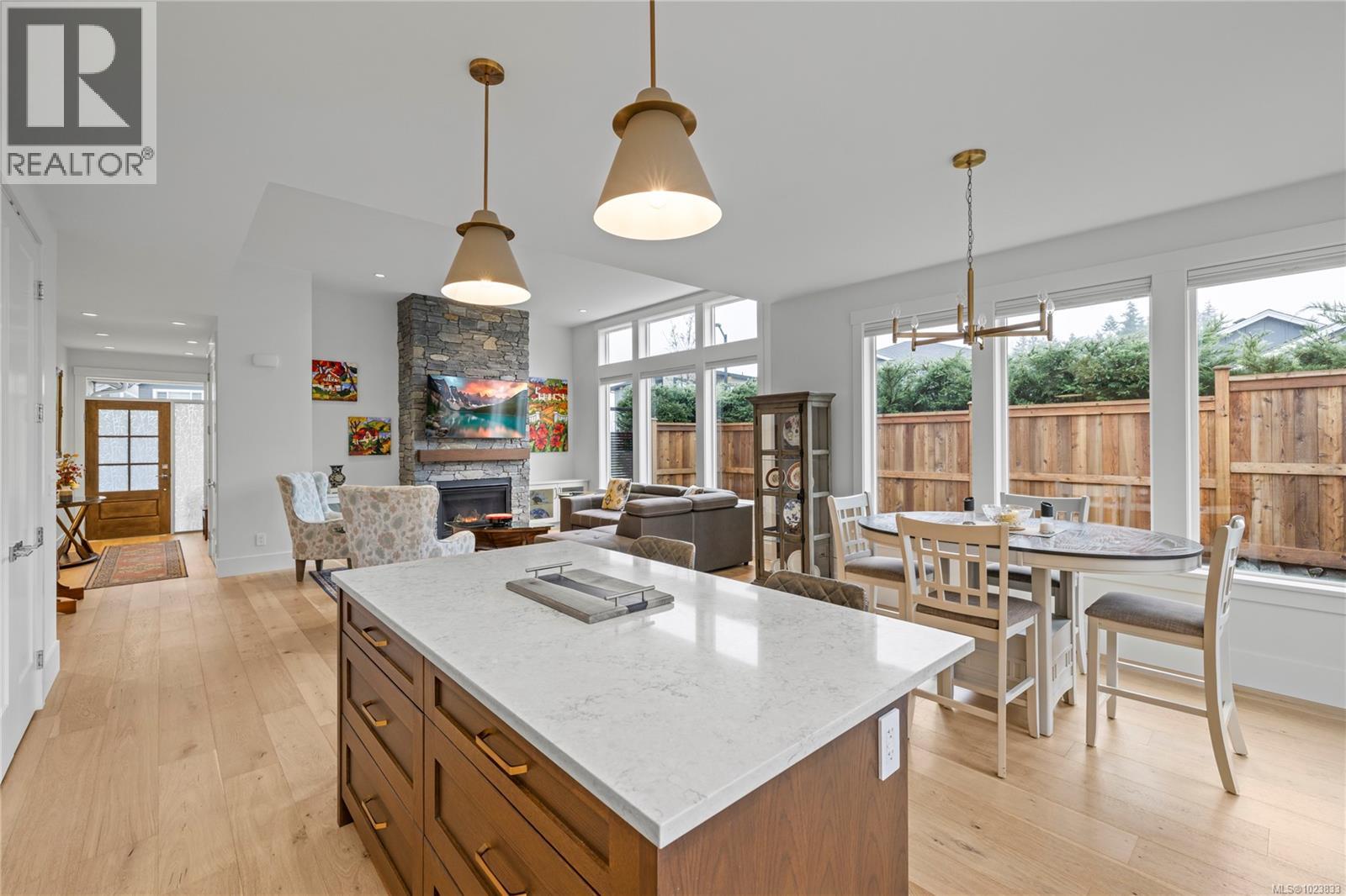 163 Cabot Crt, Parksville